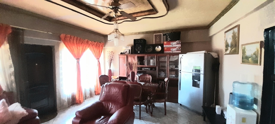 To Let 2 Bedroom Property for Rent in Lethlabile North West